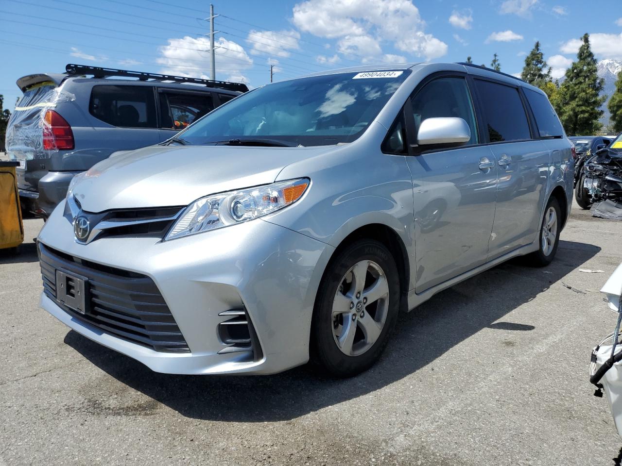 5TDKZ3DC2KS004619 2019 Toyota Sienna Le