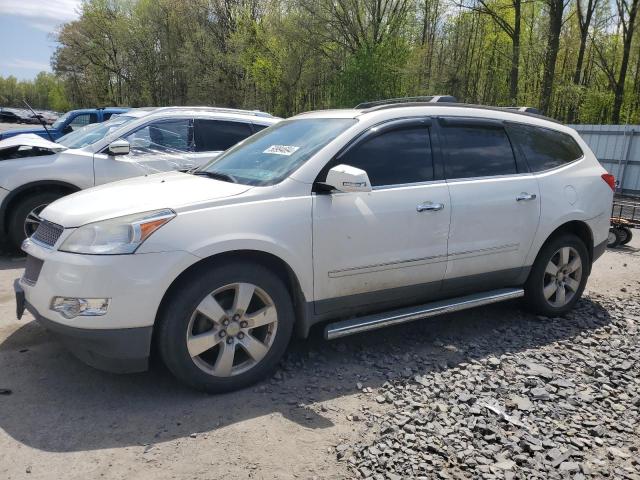 Lot #2508142303 2011 CHEVROLET TRAVERSE L salvage car