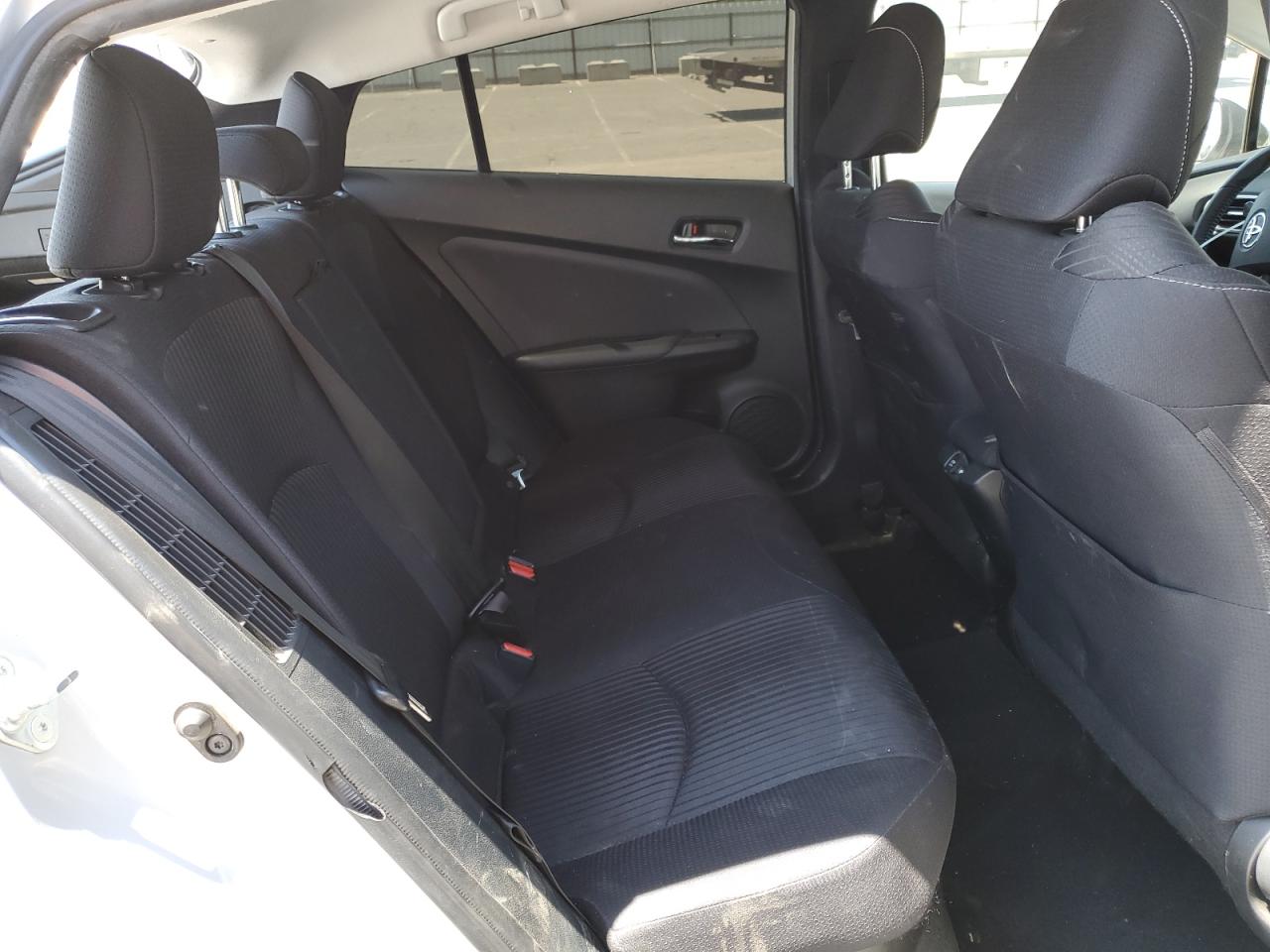 JTDKAMFP4M3187376 2021 Toyota Prius Prime Le