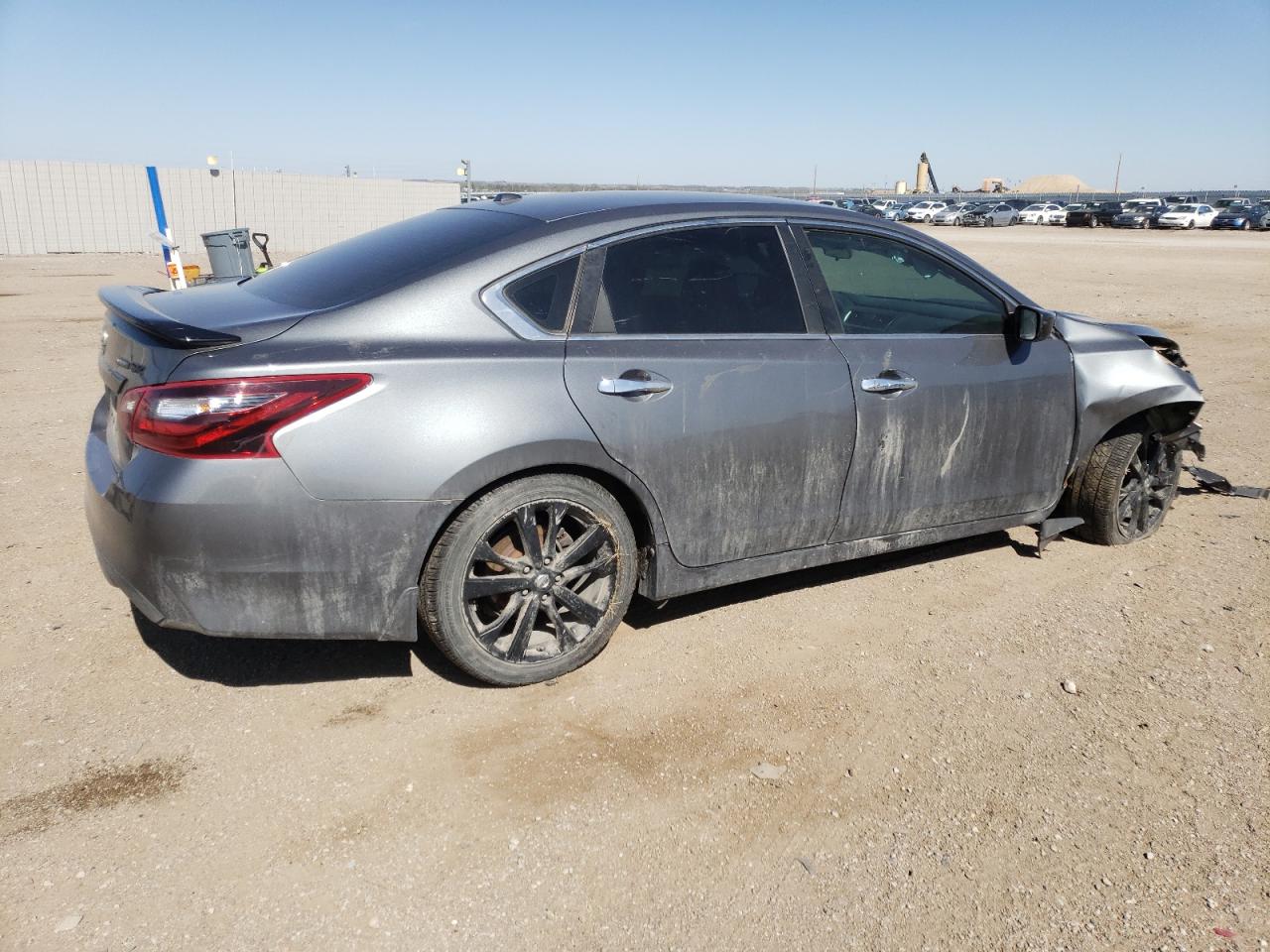 1N4AL3AP9JC261271 2018 Nissan Altima 2.5