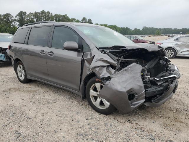 2018 Toyota Sienna Le VIN: 5TDKZ3DC0JS957568 Lot: 51021904