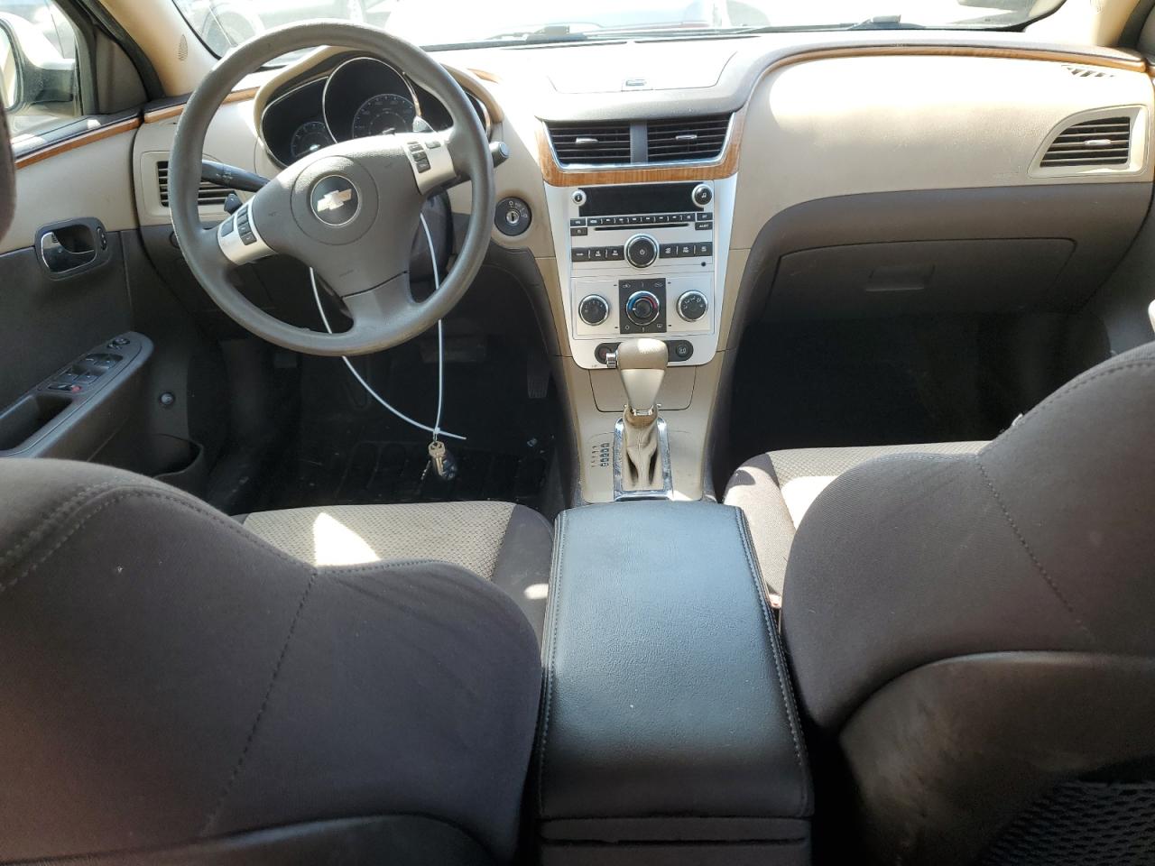 1G1ZC5EB5AF204015 2010 Chevrolet Malibu 1Lt