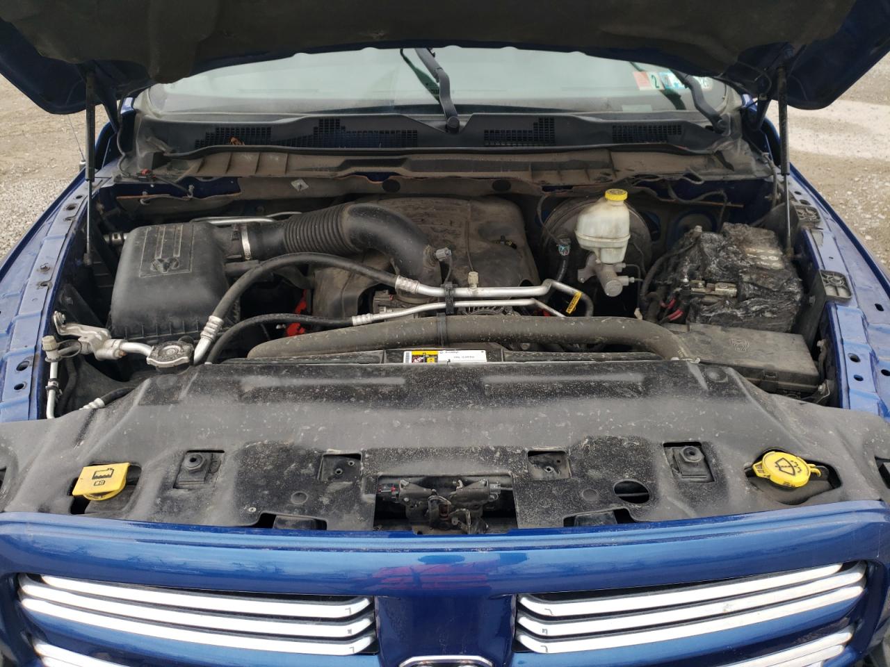 1C6RR7HT5FS510532 2015 Ram 1500 Sport