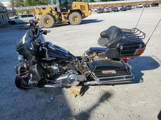 2010 HARLEY-DAVIDSON FLHTCU SHR - 1HD1FL41XAB622052