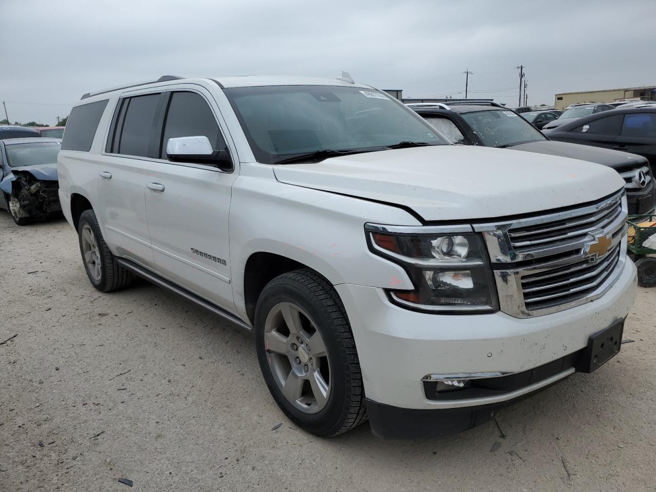 1GNSCJKC1HR348062 2017 Chevrolet Suburban C1500 Premier