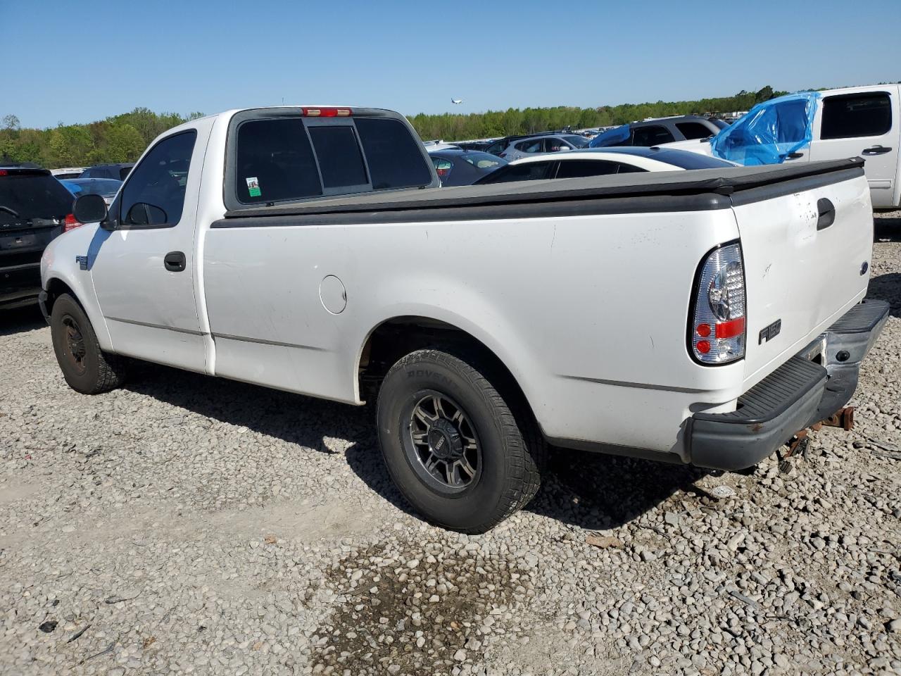 1FTRF17W42NB89117 2002 Ford F150
