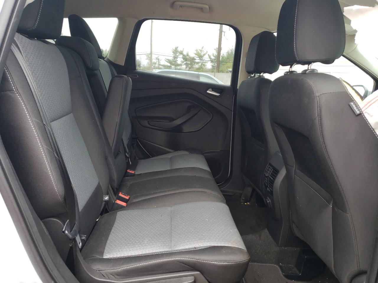 1FMCU9G95HUB67187 2017 Ford Escape Se