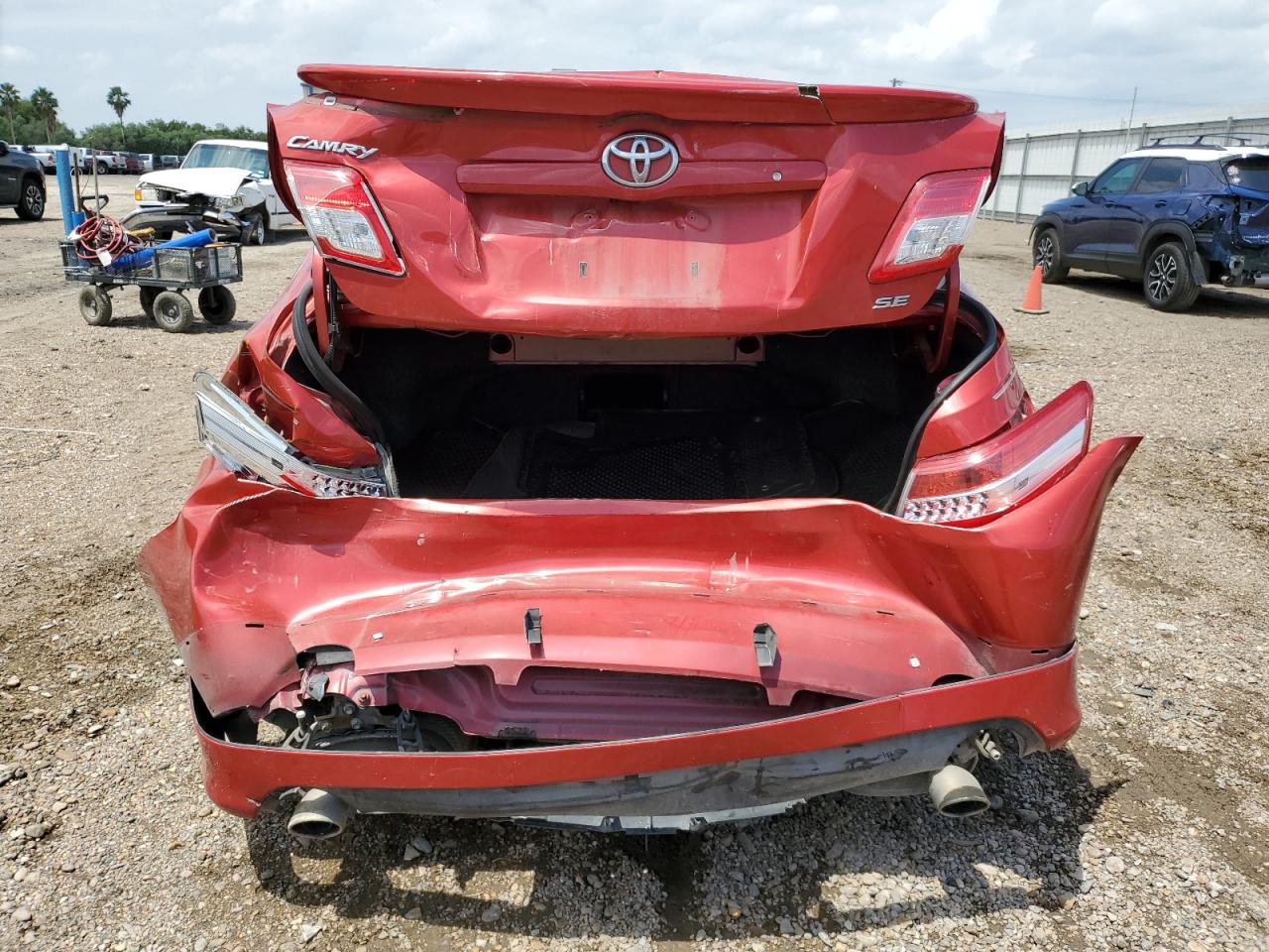 4T1BF3EK2BU640818 2011 Toyota Camry Base