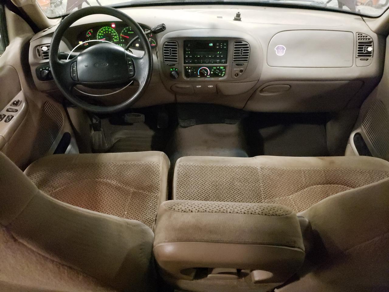 1FTRX18L8YNB68779 2000 Ford F150