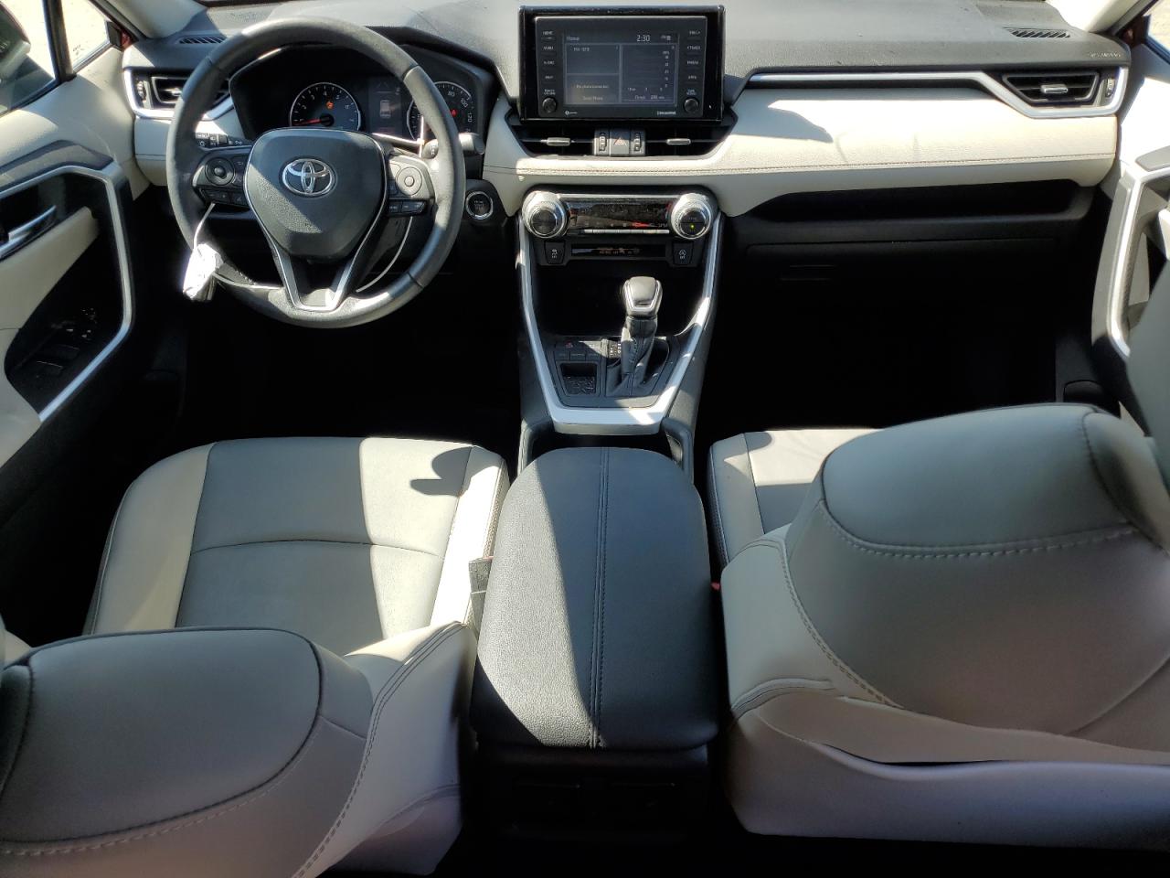 2T3C1RFVXLW081803 TOYOTA RAV4 2020