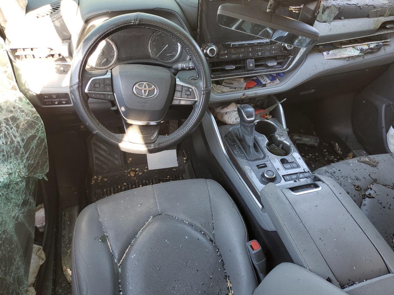 5TDFZRBH2MS081027 2021 Toyota Highlander Platinum