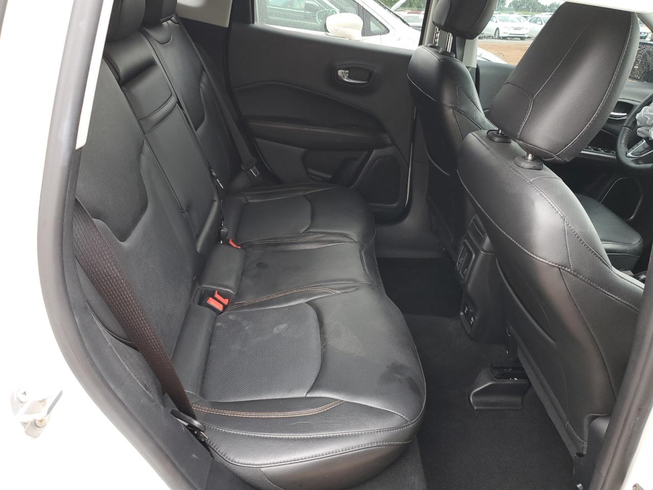 3C4NJDCB2JT481106 2018 Jeep Compass Limited