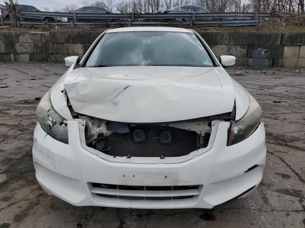 1HGCP2F30BA079397 2011 Honda Accord Lx