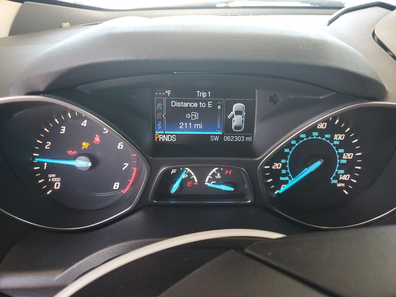 1FMCU0J98FUA03904 2015 Ford Escape Titanium