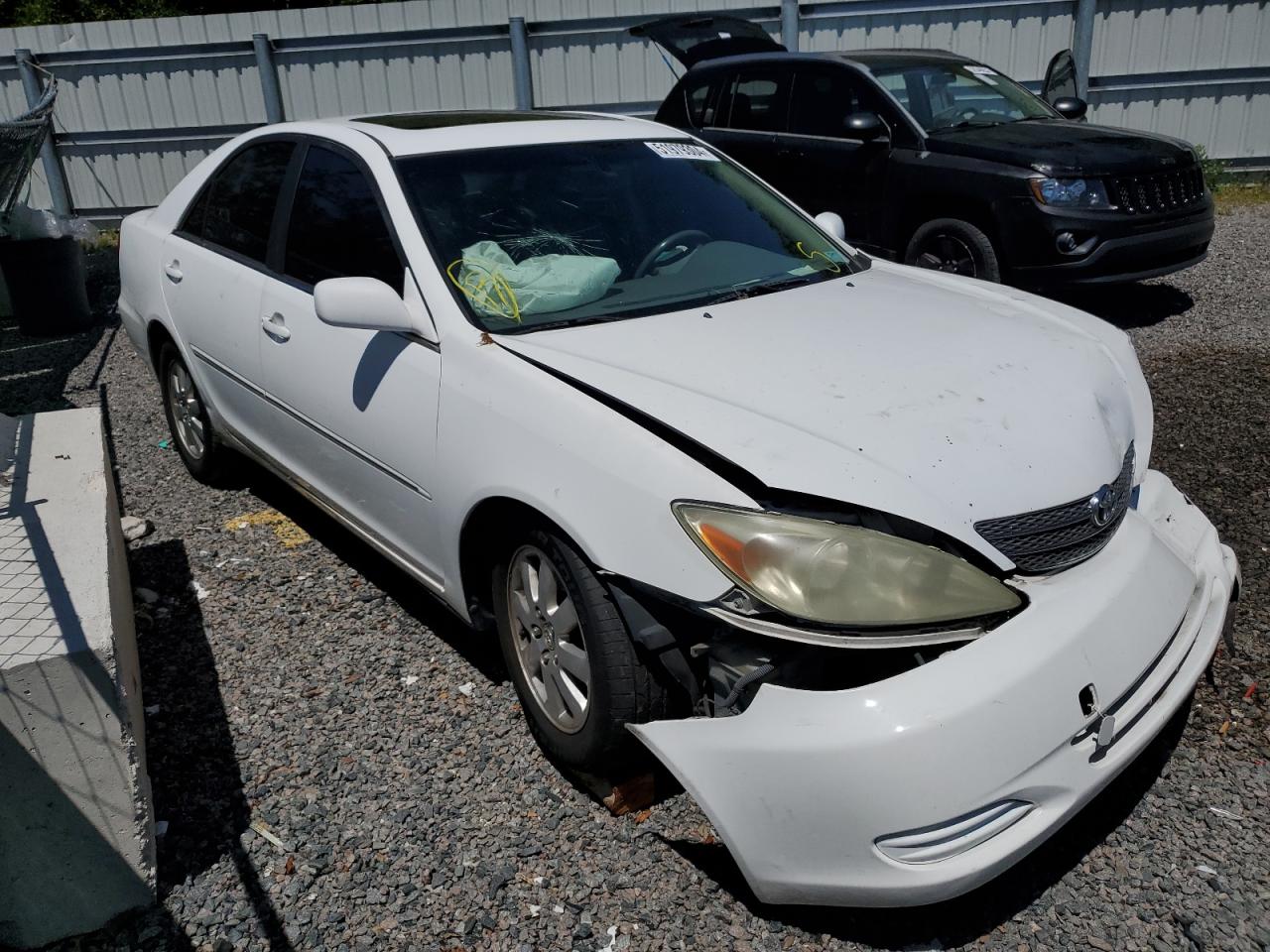 JTDBF30K820028416 2002 Toyota Camry Le