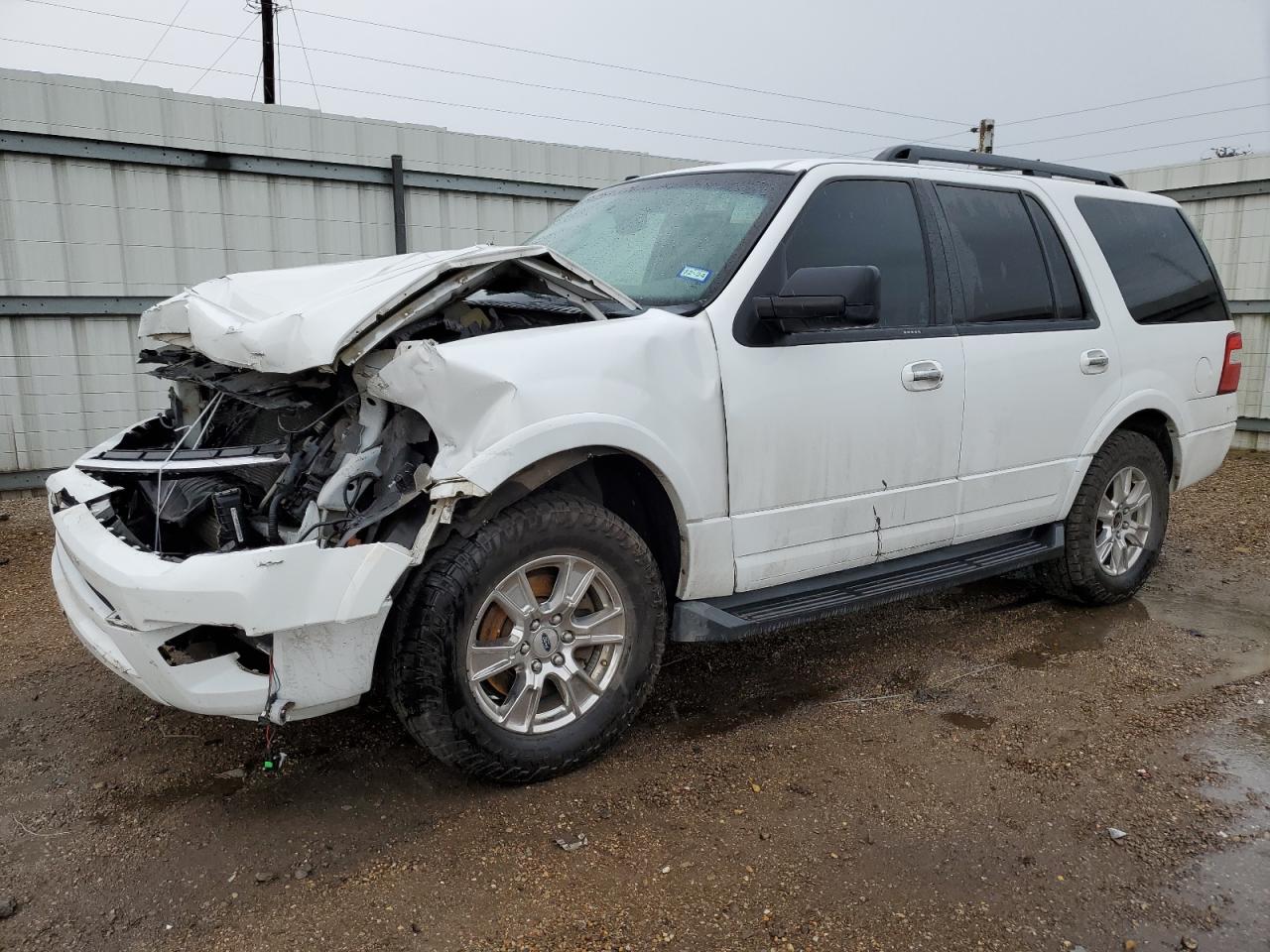 1FMJU1HTXHEA63243 2017 Ford Expedition Xlt