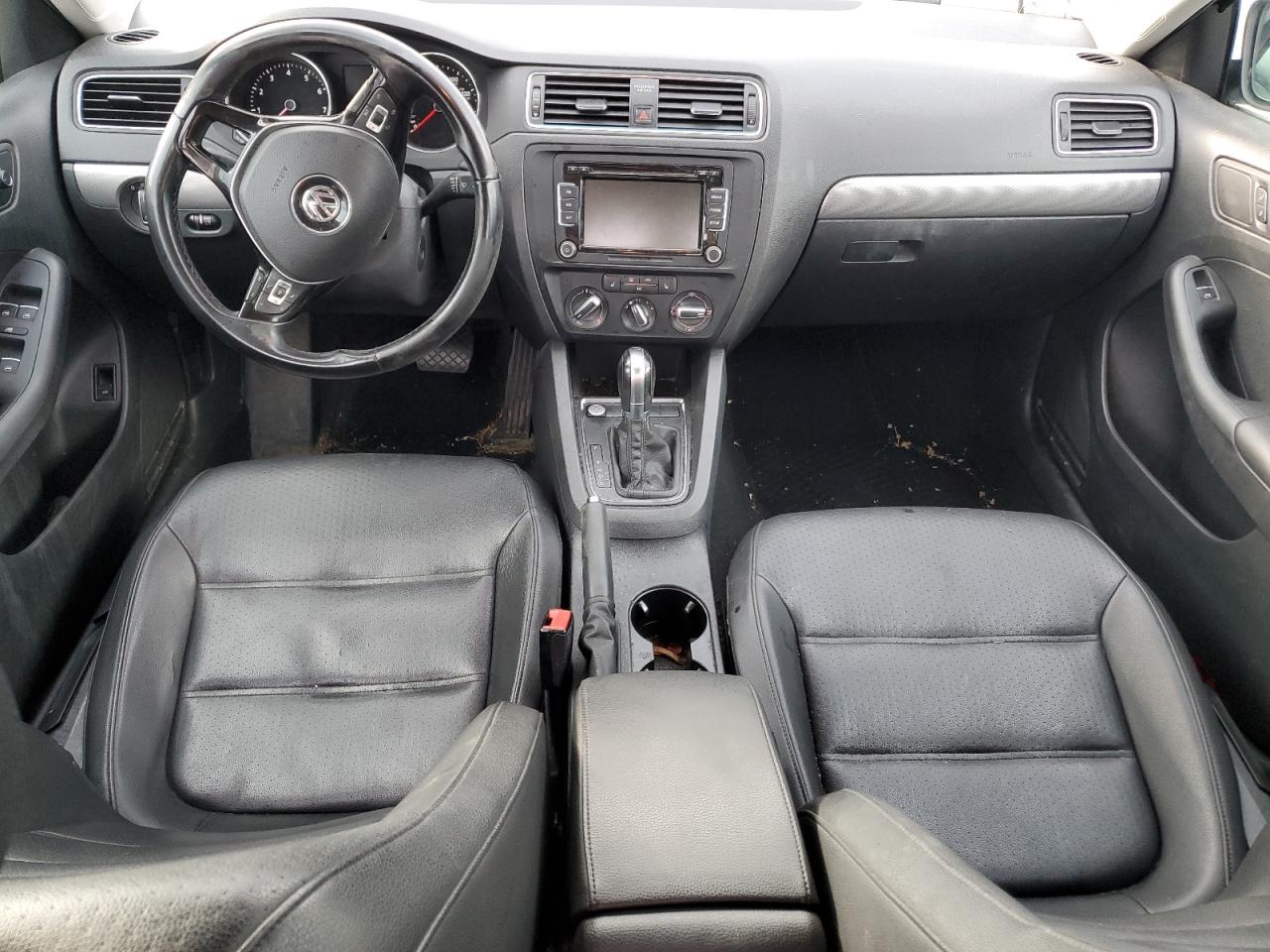 3VWD07AJ3FM345429 2015 Volkswagen Jetta Se