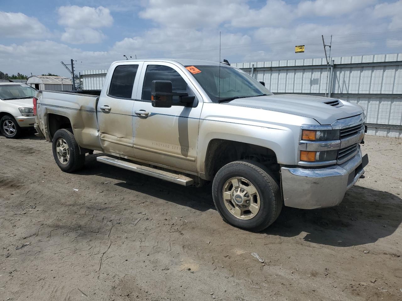 1GC2KVEY2JZ310033 2018 Chevrolet Silverado K2500 Heavy Duty Lt