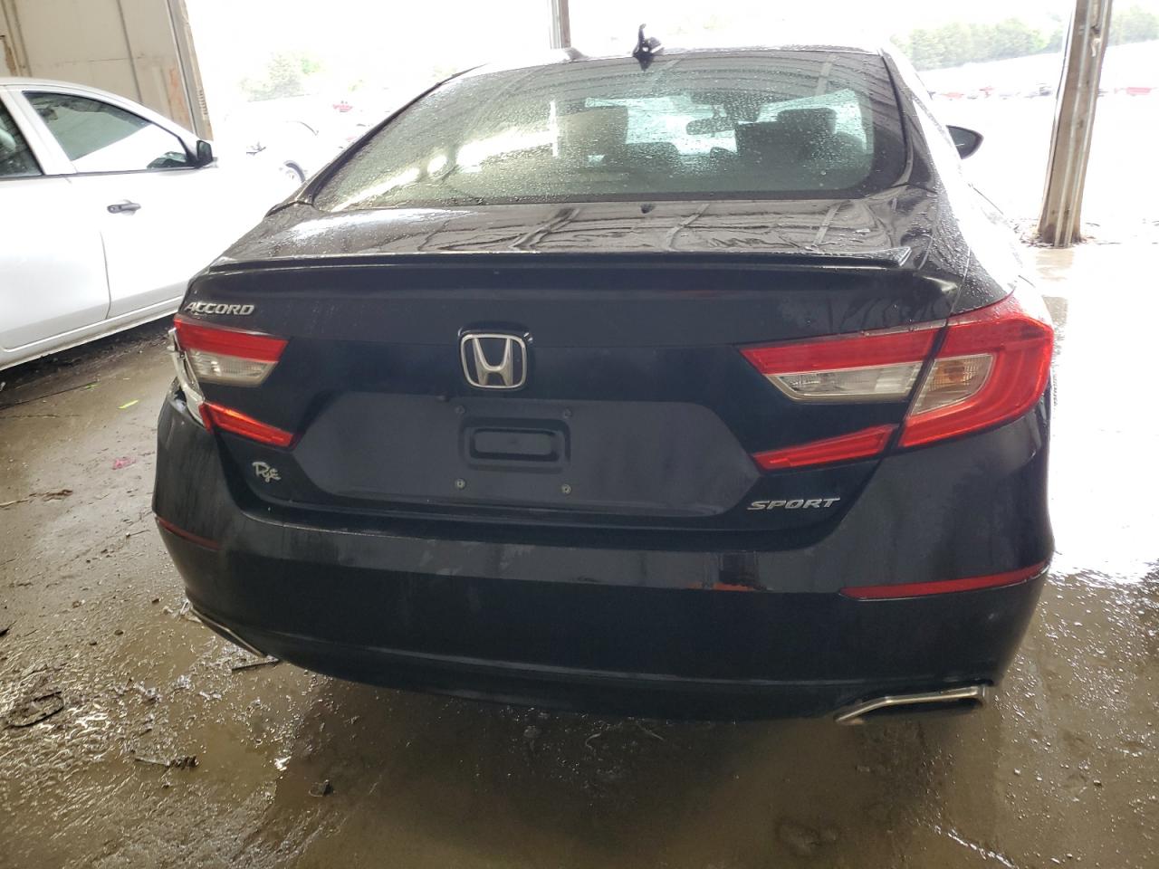 1HGCV1F30JA188862 2018 Honda Accord Sport