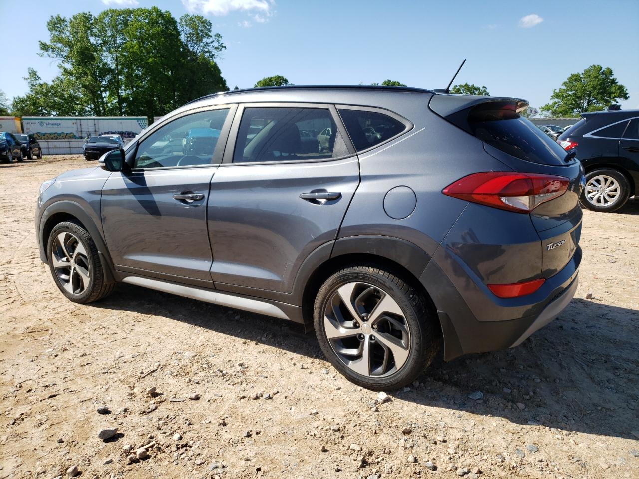 KM8J33A22HU575519 2017 Hyundai Tucson Limited