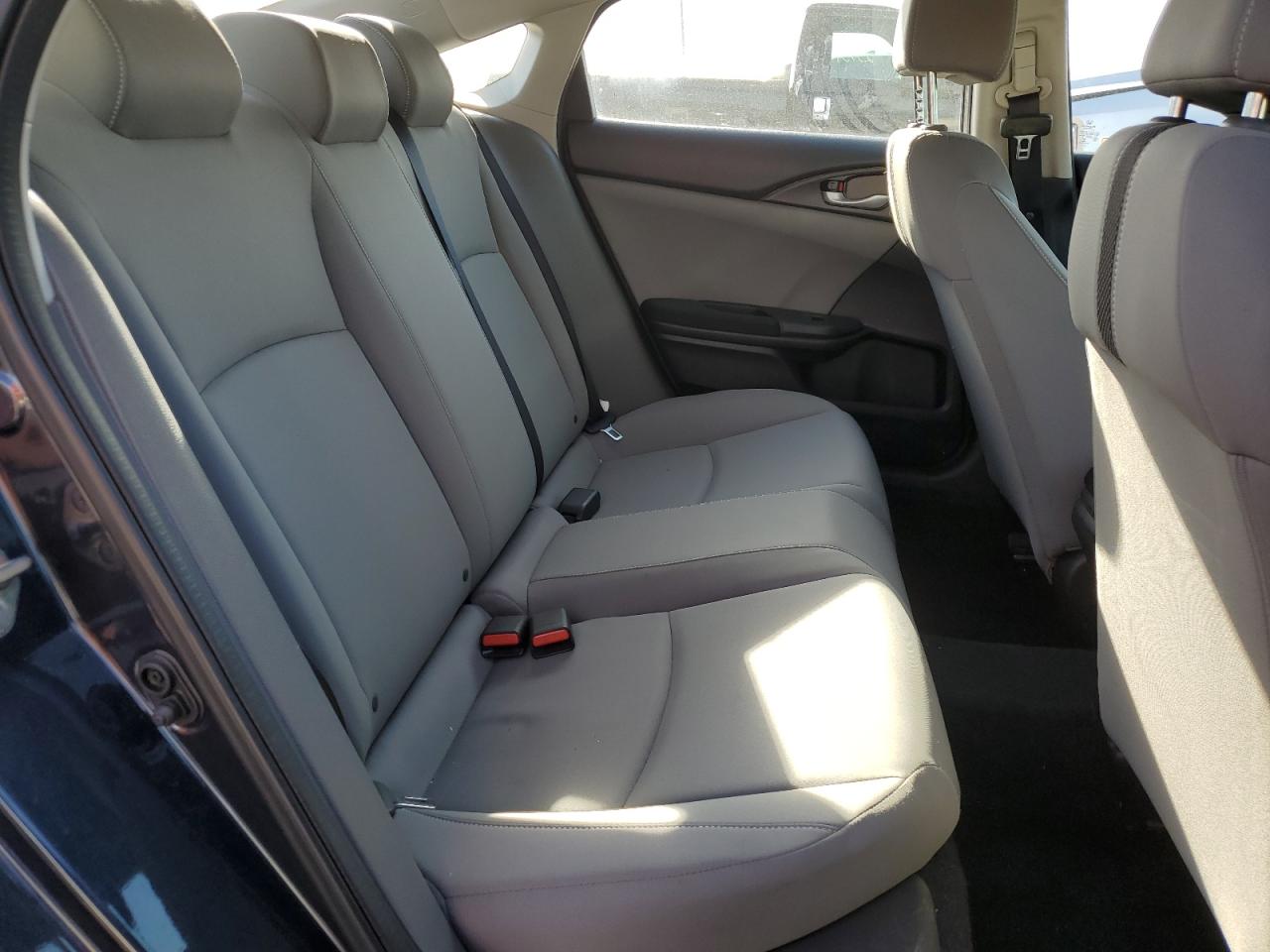 19XFC2F66KE041347 2019 Honda Civic Lx