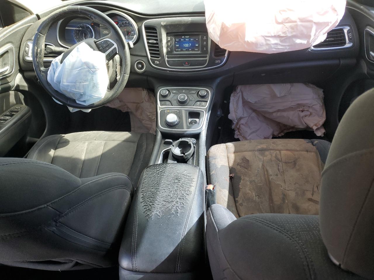 1C3CCCAB4FN598924 2015 Chrysler 200 Limited