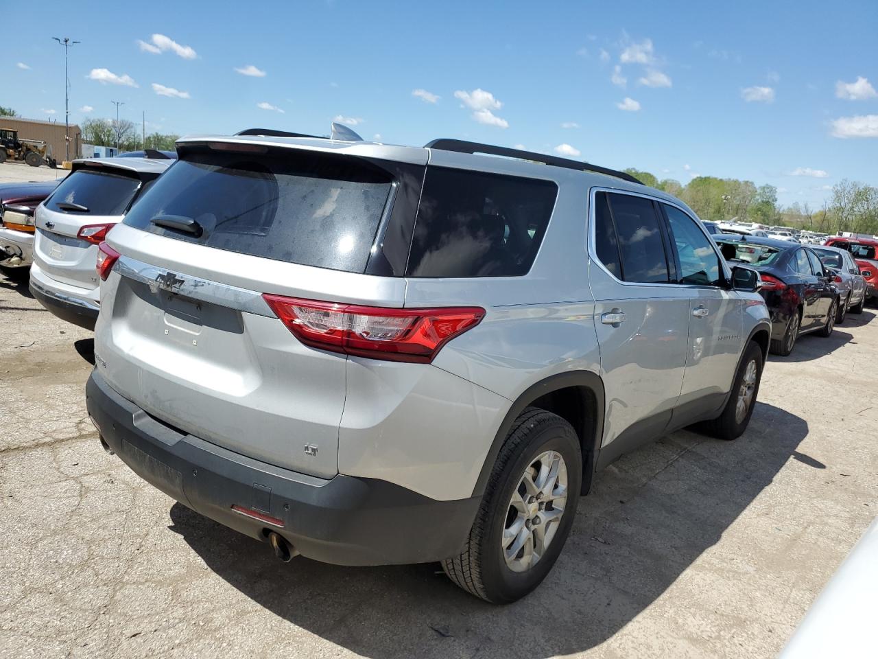 2019 Chevrolet Traverse Lt vin: 1GNERGKW6KJ307604