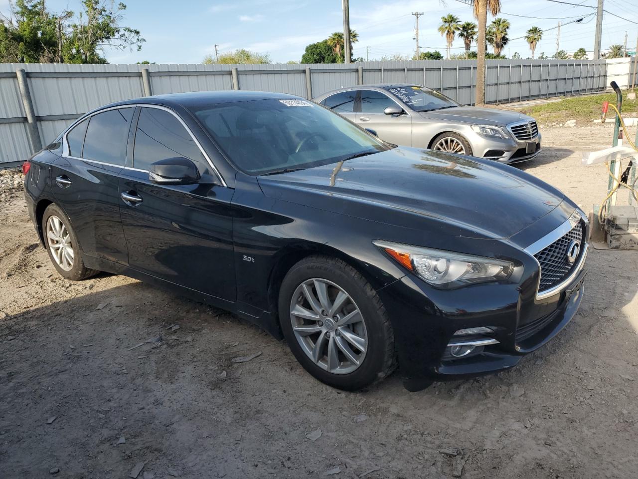 2016 Infiniti Q50 Premium vin: JN1EV7ARXGM344390