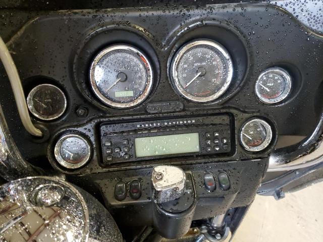 2011 HARLEY-DAVIDSON FLHTCU 1HD1FC419BB637594