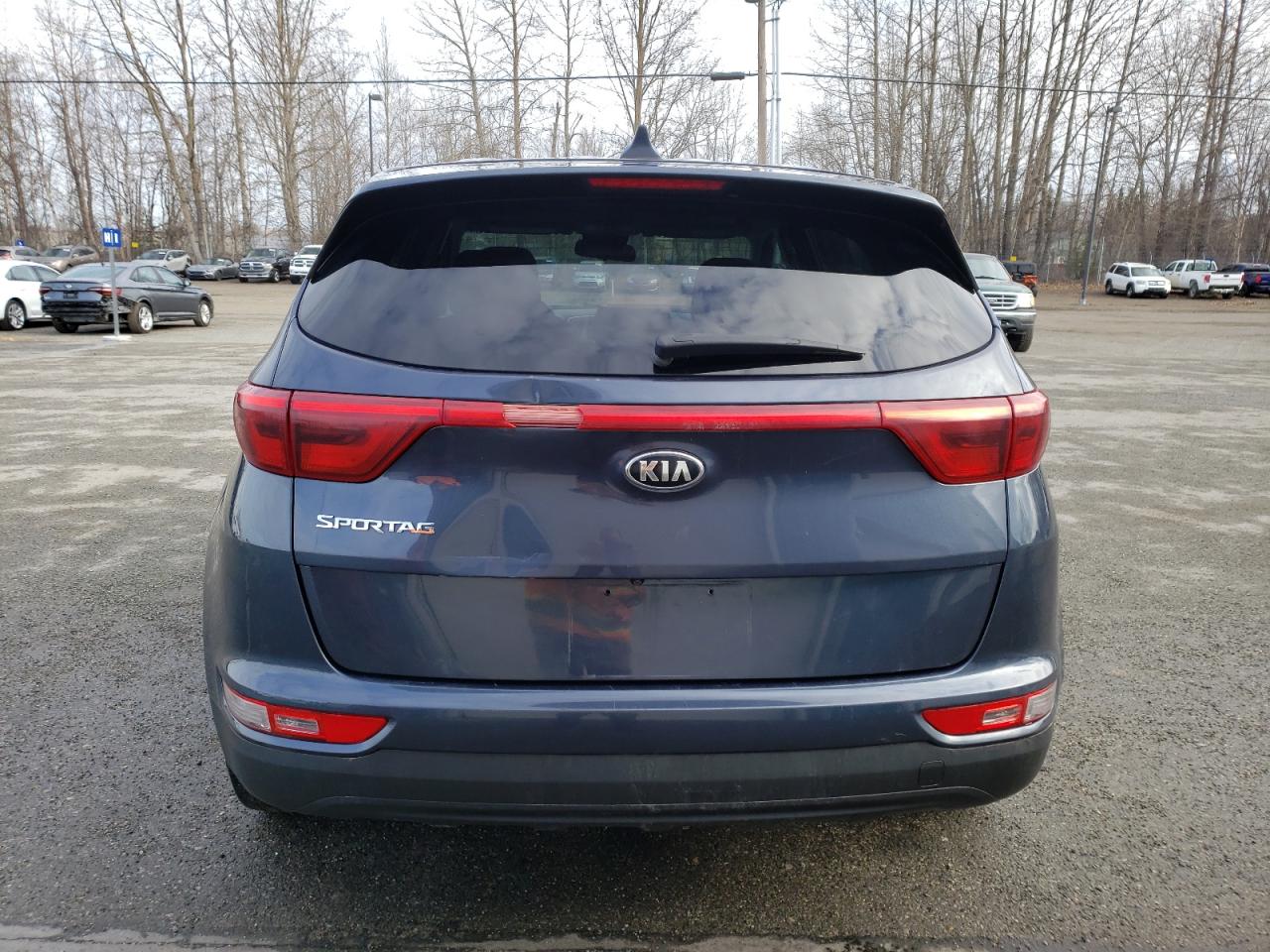 KNDPMCAC6H7281978 2017 Kia Sportage Lx