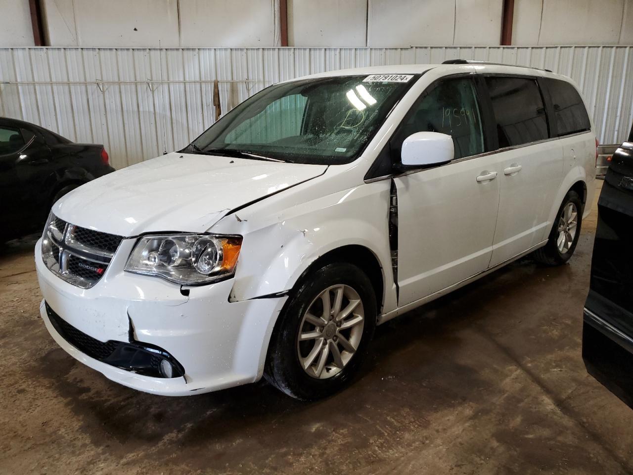 2C4RDGCG6JR324929 2018 Dodge Grand Caravan Sxt