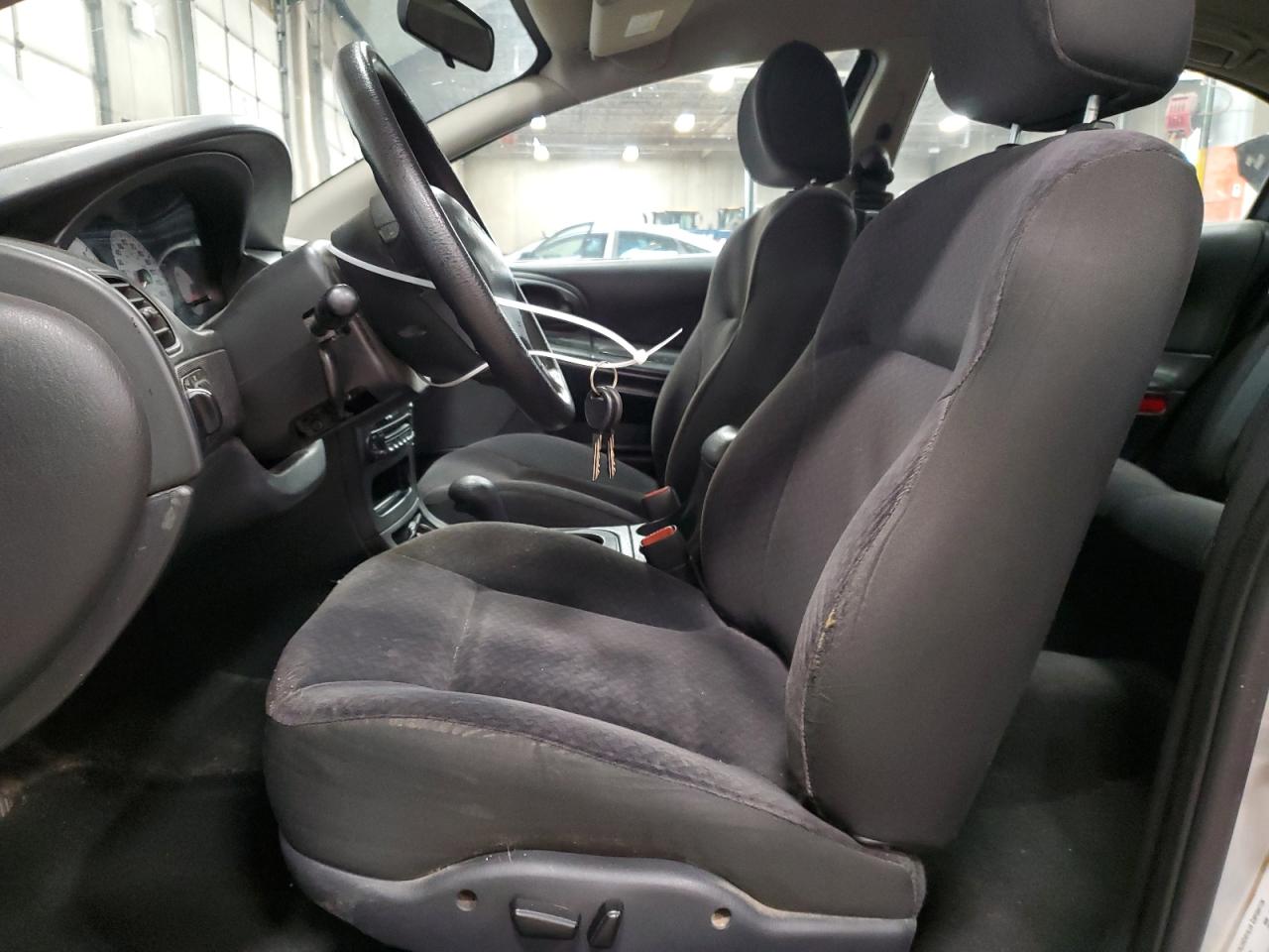 2B3HD46R94H638884 2004 Dodge Intrepid Se