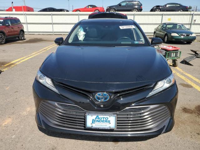 2018 Toyota Camry Hybrid VIN: 4T1B21HK4JU005111 Lot: 52133954