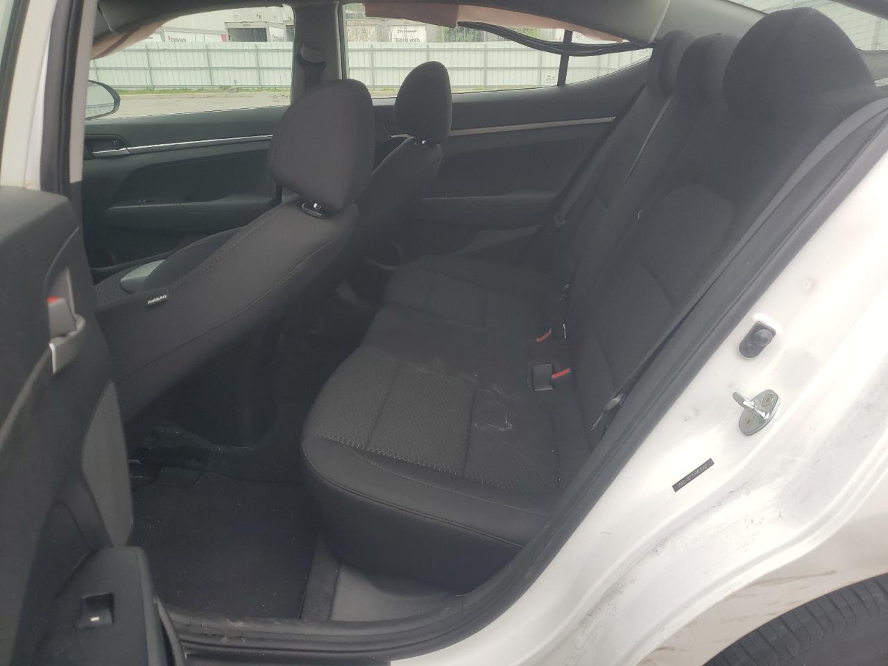 5NPD74LF7KH451663 2019 Hyundai Elantra Se