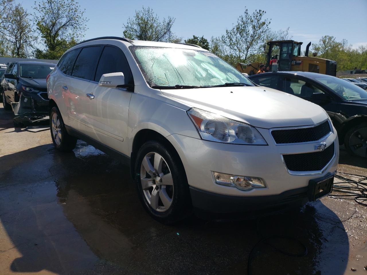 1GNKRGED2CJ405365 2012 Chevrolet Traverse Lt