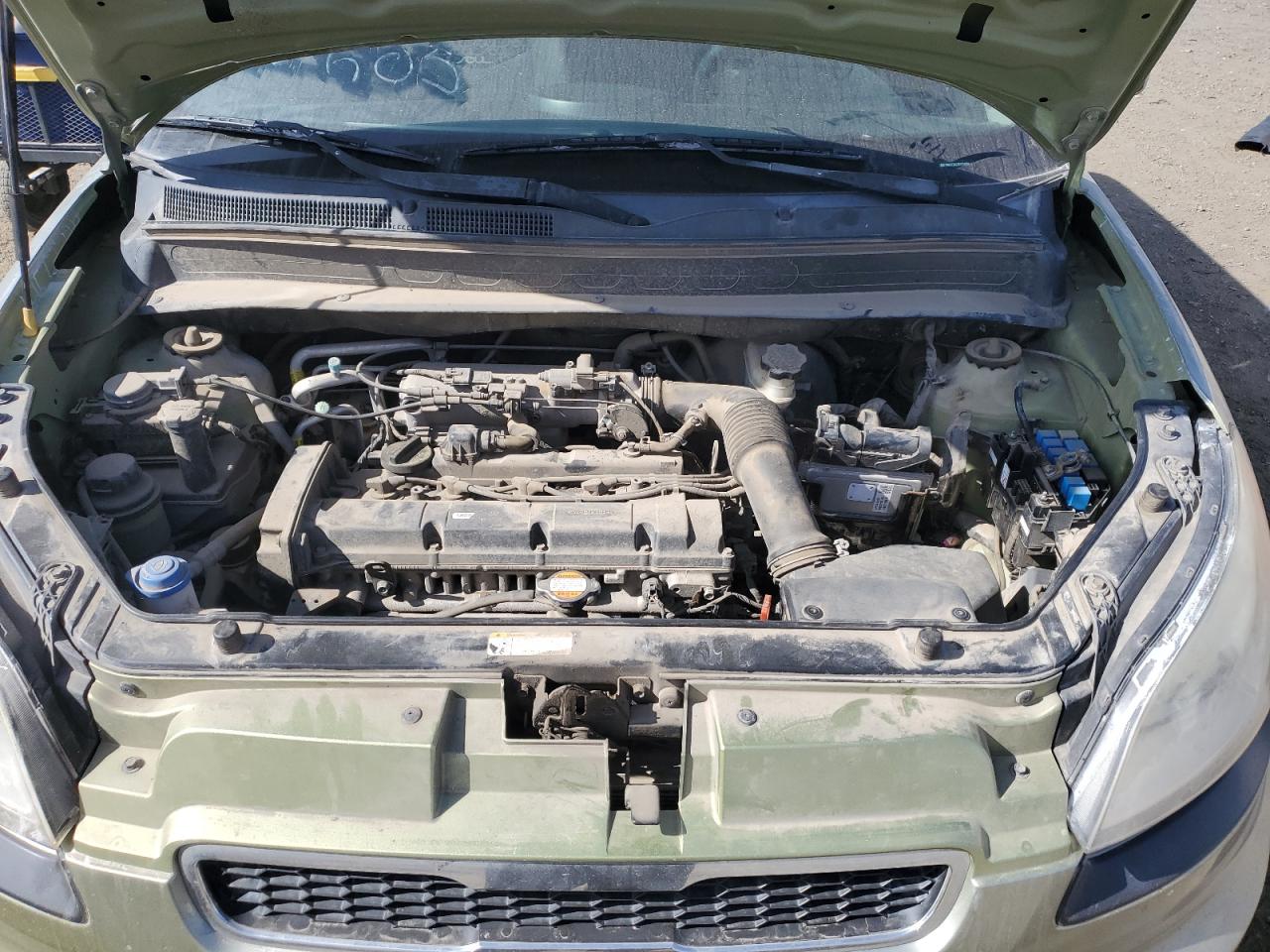 KNDJT2A20B7284814 2011 Kia Soul +