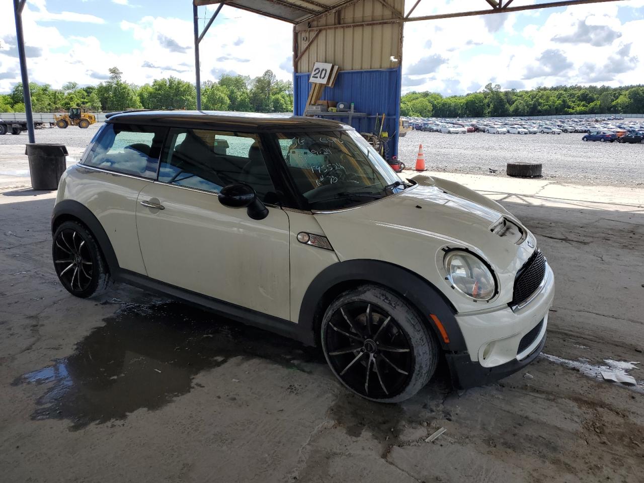 WMWMF735X9TT95524 2009 Mini Cooper S