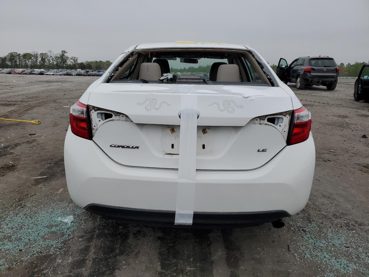 2T1BURHE6FC335019 2015 Toyota Corolla L