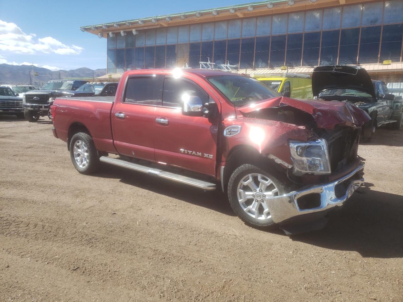 1N6BA1F45HN521992 2017 Nissan Titan Xd Sl