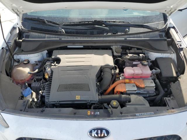 KNDCB3LC5L5436347 Kia Niro LX 11