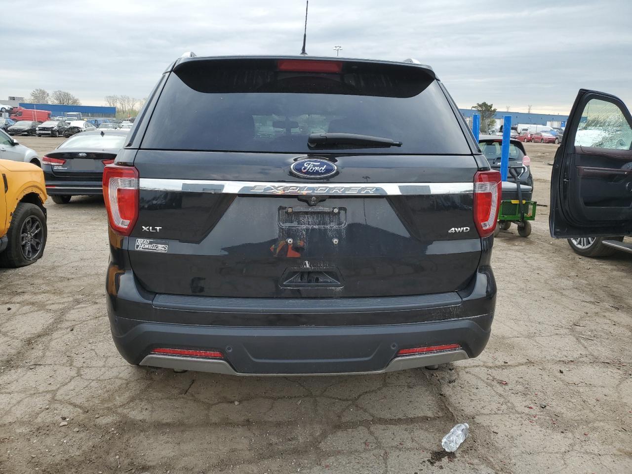 1FM5K8D82KGA92765 2019 Ford Explorer Xlt