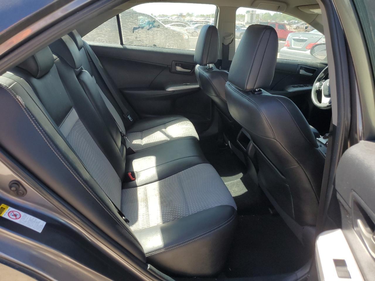 4T1BF1FK0EU331002 2014 Toyota Camry L