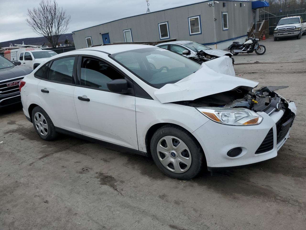 1FAHP3E28CL408765 2012 Ford Focus S