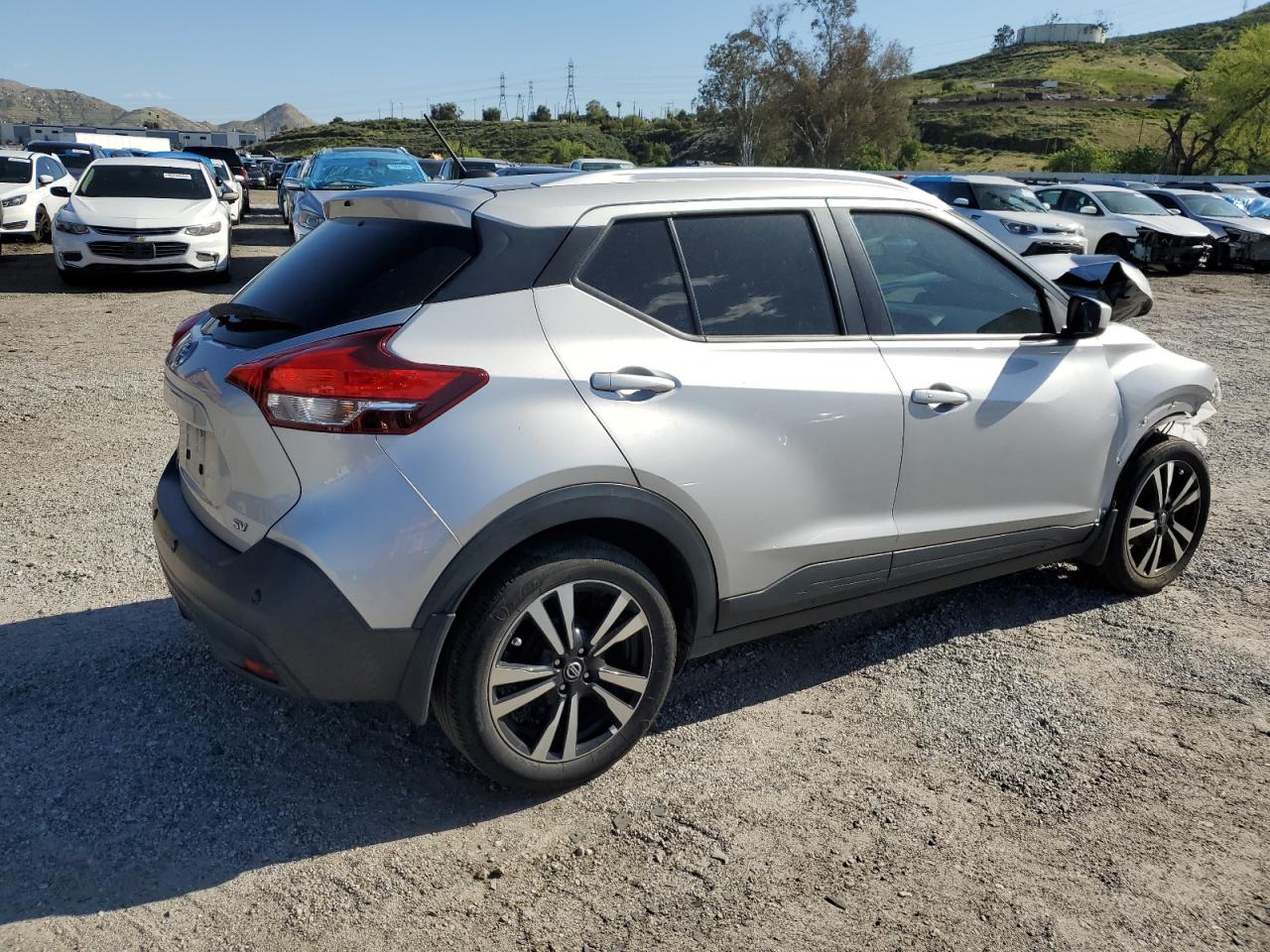 2020 Nissan Kicks Sv vin: 3N1CP5CV7LL534894