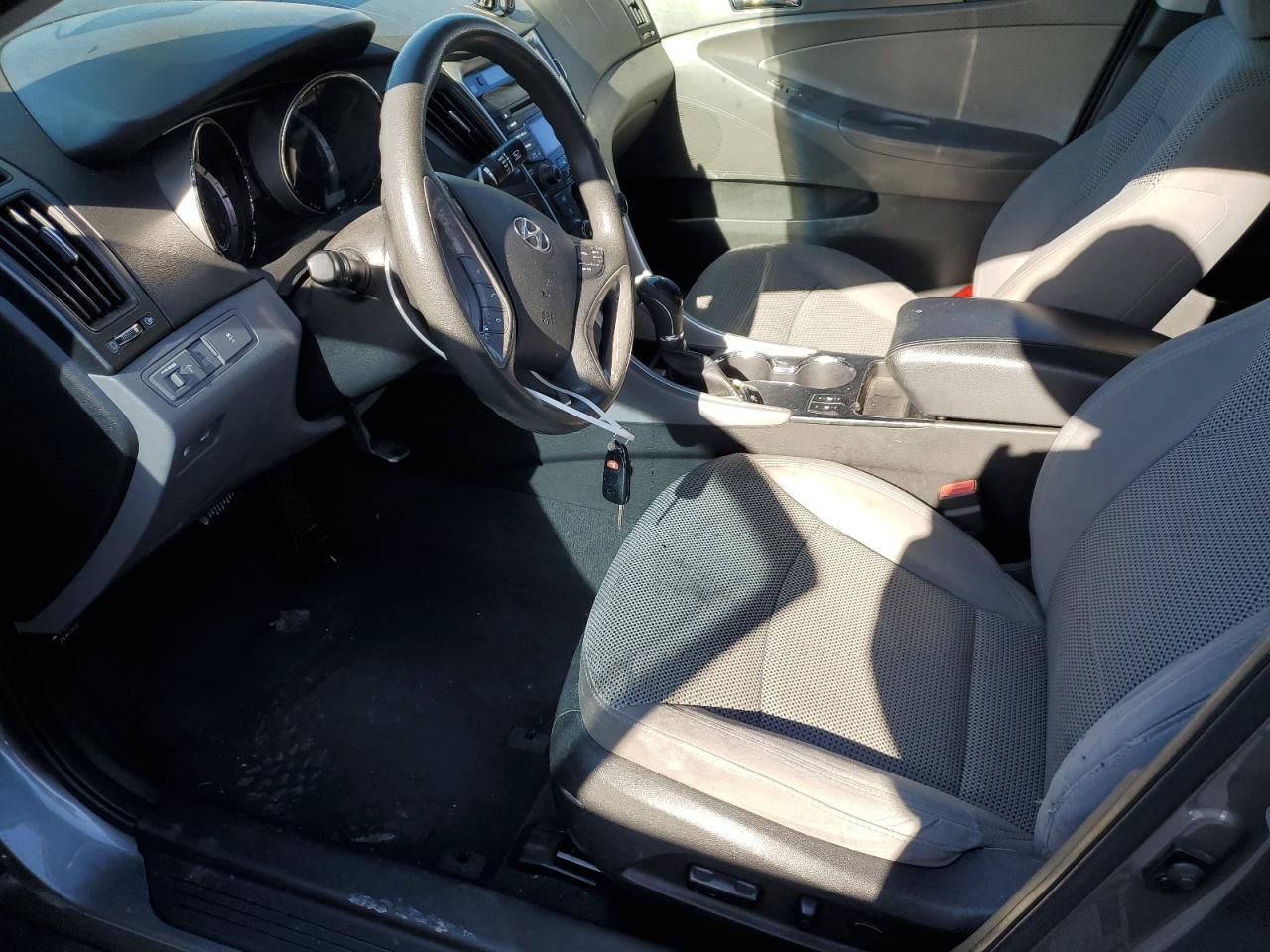 5NPEB4AC2DH533069 2013 Hyundai Sonata Gls