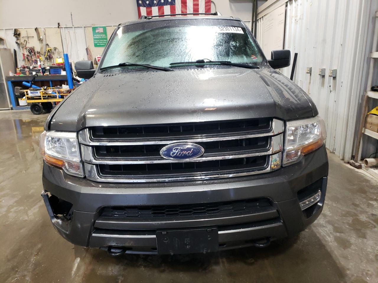 2017 Ford Expedition Xlt vin: 1FMJU1JT8HEA05836