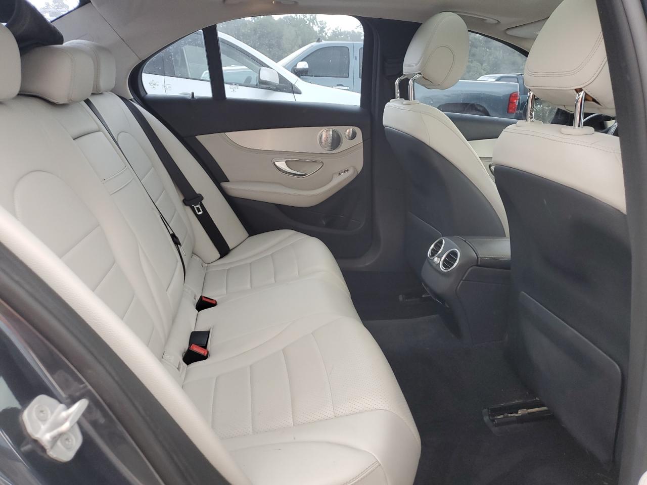 55SWF4JB1FU093569 2015 Mercedes-Benz C 300