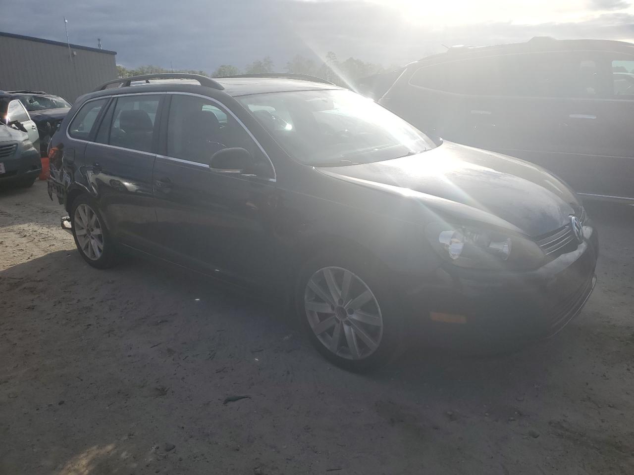 3VWPL7AJ5BM675930 2011 Volkswagen Jetta Tdi
