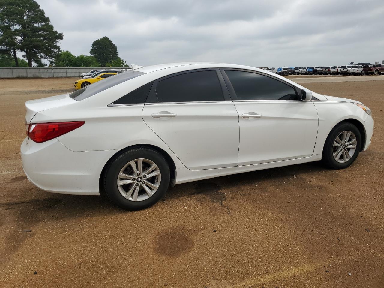 5NPEB4AC2DH566282 2013 Hyundai Sonata Gls