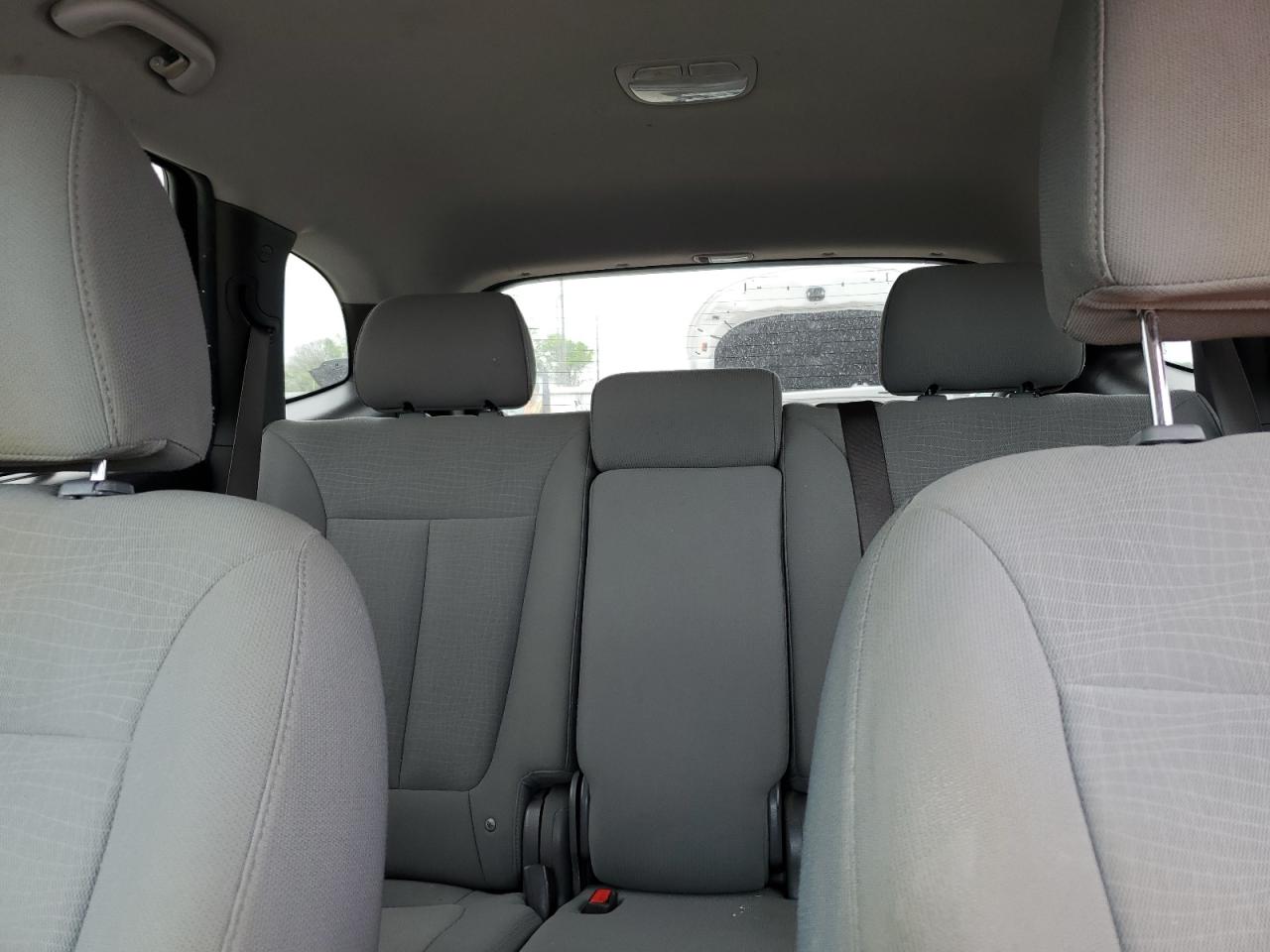 5XYZG3AB8BG024208 2011 Hyundai Santa Fe Gls